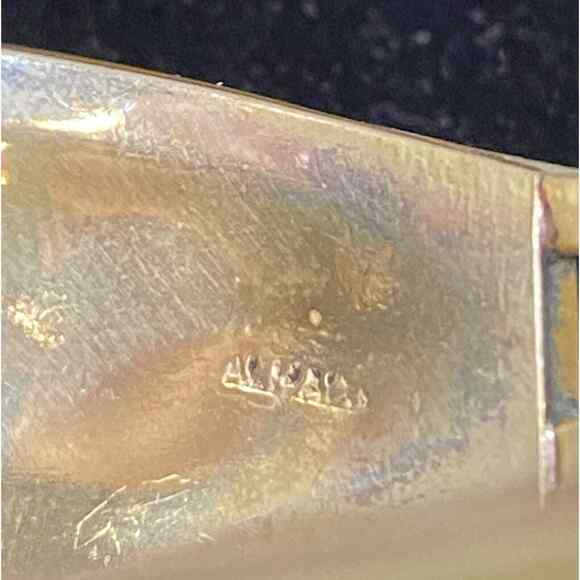 2 Vintage Mexico Alpaca Mother of Pearl Inlaid Hinge Silver Bracelets Hearts - Picture 8 of 9